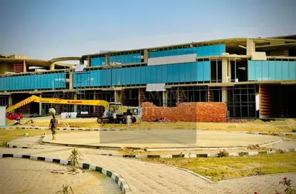 Shop - Studio - 1 Bathroom for sale in Pyramids Business Tower - New Capital Compounds - New Capital City - Cairo