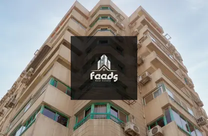 Apartment - 4 Bedrooms - 3 Bathrooms for sale in Saeed Zakaria St. - Al Sefarat District - Nasr City - Cairo