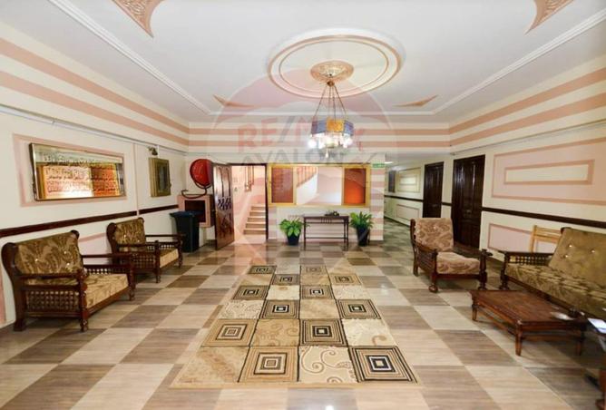 4909108 - Property Image 2