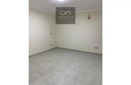 Apartment - 3 Bedrooms - 2 Bathrooms for rent in Zahraa El Maadi - Hay El Maadi - Cairo