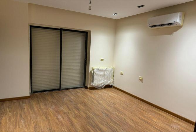 7989618 - Property Image 2