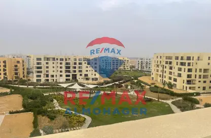 Apartment - 4 Bedrooms - 4 Bathrooms for sale in O West - 6 October Compounds - 6 October City - Giza