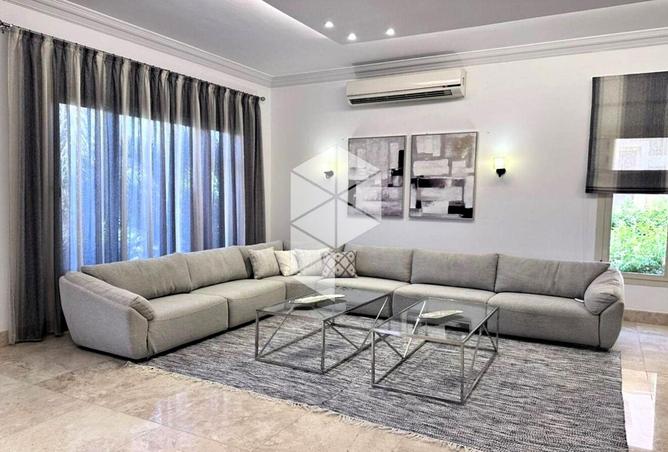 8237884 - Property Image 2