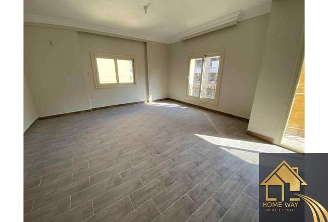8014236 - Property Image 3