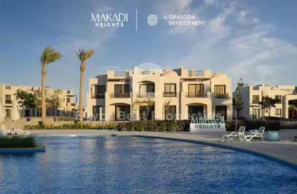 Chalet - 3 Bedrooms - 3 Bathrooms for sale in Makadi Orascom Resort - Makadi - Hurghada - Red Sea