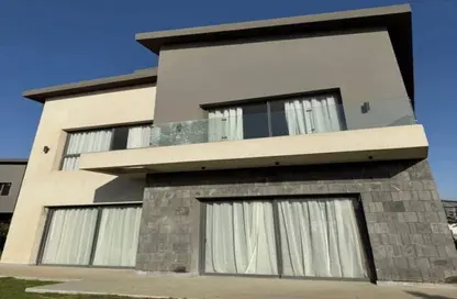 Villa - 5 Bedrooms - 4 Bathrooms for sale in Creek Town - The 1st Settlement - New Cairo City - Cairo