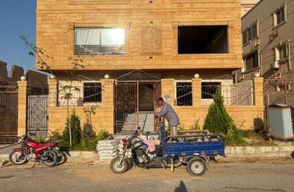 Apartment - 3 Bedrooms - 3 Bathrooms for sale in 1st Neighborhood - 2nd District East - Shorouk City - Cairo