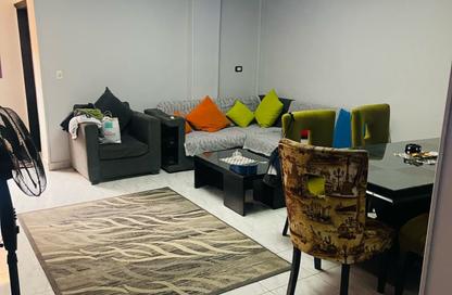 Apartment - 2 Bedrooms - 1 Bathroom for rent in El Khalifa El Maamoun St. - Roxy - Heliopolis - Masr El Gedida - Cairo
