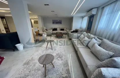 Apartment - 2 Bedrooms - 3 Bathrooms for rent in Taha Hussein St. - Zamalek - Cairo