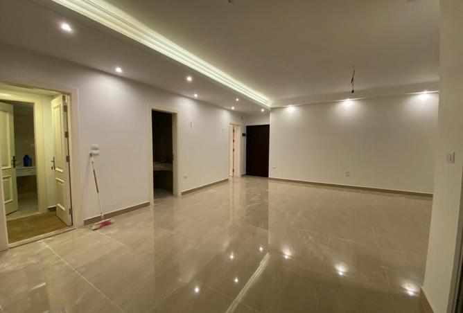 8438015 - Property Image 3