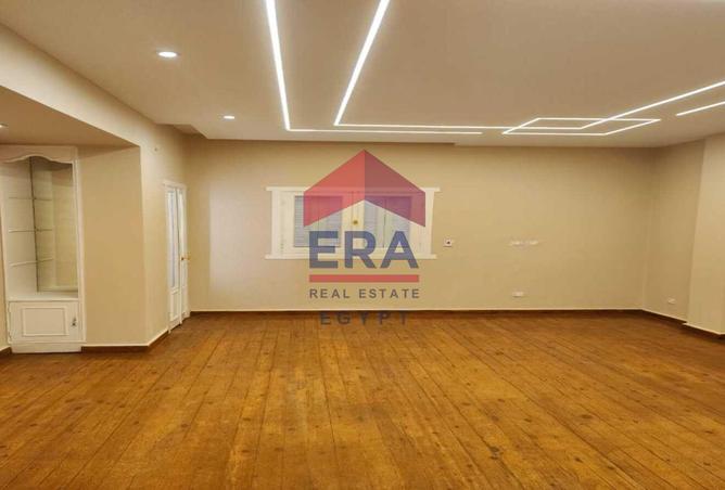 8176188 - Property Image 3