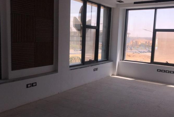 8186813 - Property Image 2