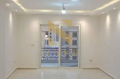 شقة - 3 غرف نوم - 2 حمامات للايجار في مدينة الخمائل - كمبوندات الشيخ زايد - الشيخ زايد - الجيزة