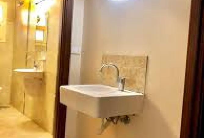 8438350 - Property Image 3