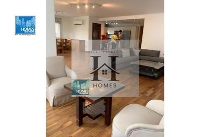 Apartment - 3 Bedrooms - 3 Bathrooms for sale in Sarayat Al Maadi - Hay El Maadi - Cairo