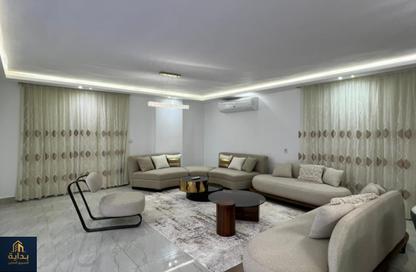 Apartment - 4 Bedrooms - 3 Bathrooms for rent in Abbas Al Akkad St. - 1st Zone - Nasr City - Cairo
