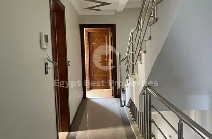 منزل مزدوج - 4 غرف نوم - 5 حمامات للبيع في ذا كراون - طريق مصر اسكندرية الصحراوي - مدينة 6 أكتوبر - الجيزة