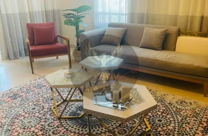 Apartment - 3 Bedrooms - 3 Bathrooms for rent in Uptown Cairo Road - Al Abageyah - El Khalifa - Cairo