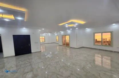 Apartment - 3 Bedrooms - 2 Bathrooms for rent in Mohamed Naguib Axis - Abou El Houl - New Cairo City - Cairo