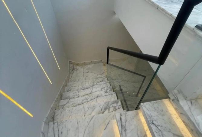 8358914 - Property Image 3