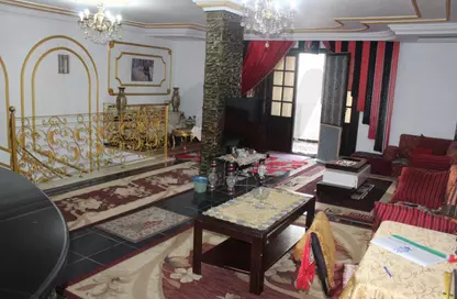 دوبلكس - 4 غرف نوم - 2 حمامات للبيع في شارع الصاغ محمد عبد السلام - سيدي بشر - حي اول المنتزة - الاسكندرية