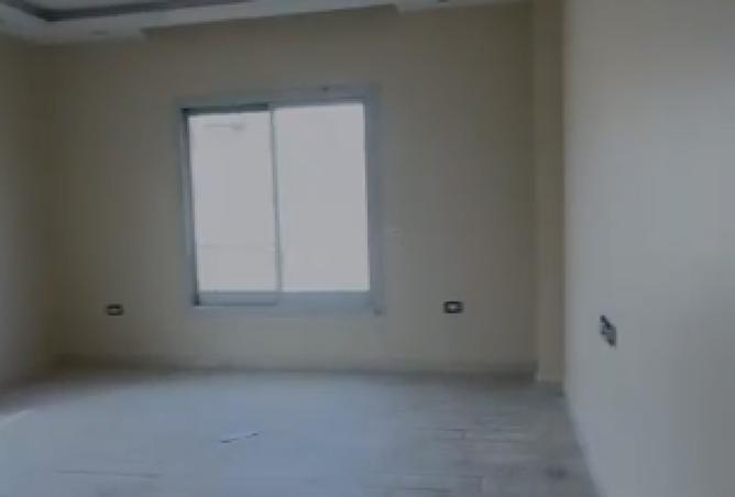 8520600 - Property Image 3