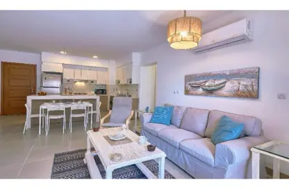 شاليه - 2 غرف نوم - 2 حمامات للبيع في مراسي - سيدي عبد الرحمن - الساحل الشمالي شاليه - 2 غرف نوم - 2 حمامات للبيع في مراسي - سيدي عبد الرحمن - الساحل الشمالي