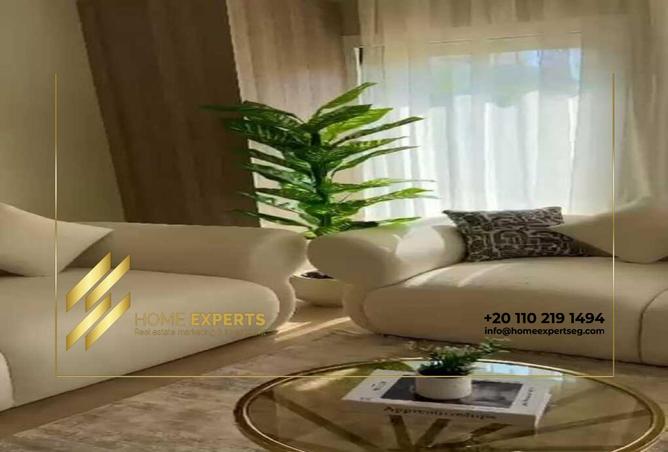 8212997 - Property Image 2