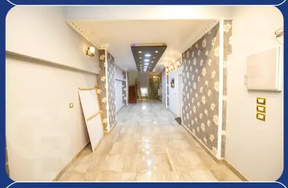 محل تجاري - استوديو - 1 حمام للبيع في ميامي - حي اول المنتزة - الاسكندرية