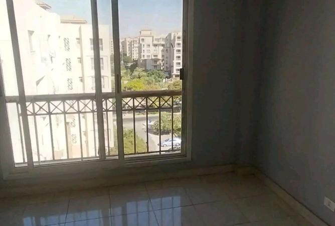 8174819 - Property Image 2