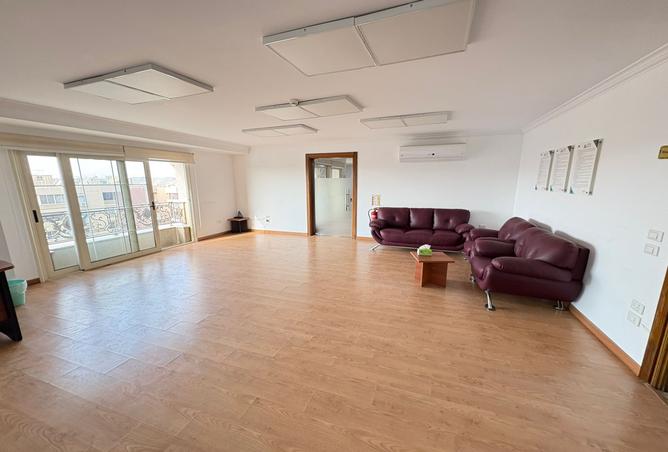 8440715 - Property Image 2