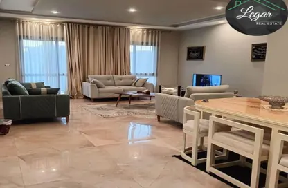 شقة - 2 غرف نوم - 3 حمامات للايجار في ذا كورت ياردز - كمبوندات الشيخ زايد - الشيخ زايد - الجيزة