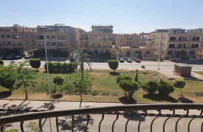شقة - 3 غرف نوم - 2 حمامات للبيع في شارع عمر خورشيد - البنفسج 10 - البنفسج - مدينة القاهرة الجديدة - القاهرة