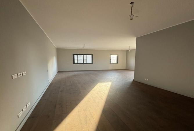 8528196 - Property Image 3