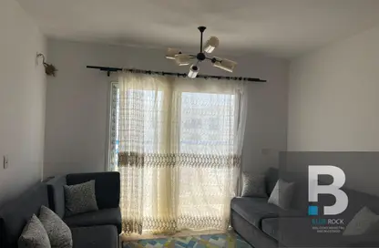 Chalet - 2 Bedrooms - 2 Bathrooms for sale in Mountain View - Ras Al Hekma - North Coast