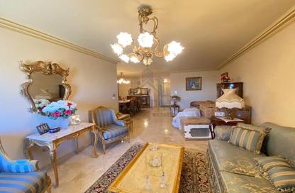 Apartment - 3 Bedrooms - 2 Bathrooms for sale in Al Sayeda Sakina Bint Al Hussein St. - Kafr Abdo - Roushdy - Hay Sharq - Alexandria