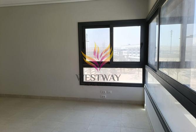 8053847 - Property Image 2