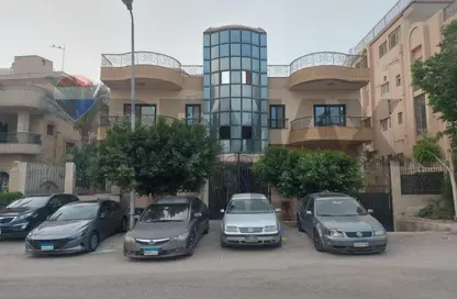 Villa - 7+ Bedrooms - 7+ Bathrooms for sale in Area B - Ganoob El Acadimia - New Cairo City - Cairo