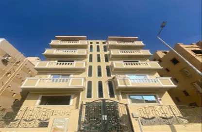 Apartment - 3 Bedrooms - 1 Bathroom for sale in District 300 - Northern Expansions - 6 October City - Giza