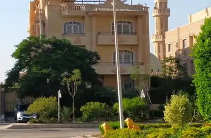 Villa - 7 Bedrooms - 7 Bathrooms for sale in West Somid Road - West Somid - 6 October City - Giza