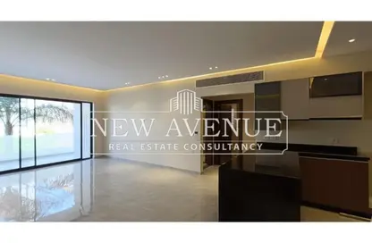 Apartment - 2 Bedrooms - 2 Bathrooms for sale in Lake View Residence - 5th Settlement Compounds - The 5th Settlement - New Cairo City - Cairo