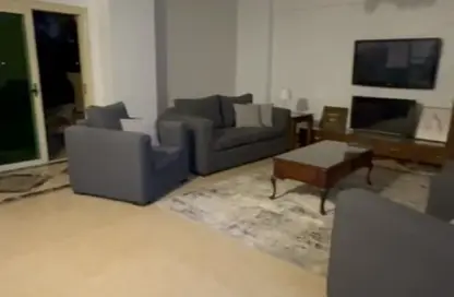 شقة - 3 غرف نوم - 2 حمامات للايجار في محور العروبة - المنطقة أ - حى جنوب الاكايمية - مدينة القاهرة الجديدة - القاهرة