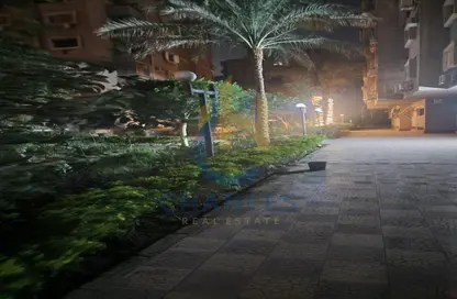 Apartment - 3 Bedrooms - 2 Bathrooms for sale in 50th Street - Zahraa El Maadi - Hay El Maadi - Cairo
