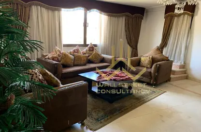 Apartment - 3 Bedrooms - 2 Bathrooms for sale in Al Ashraf Shaaban St. - 1st Zone - Nasr City - Cairo
