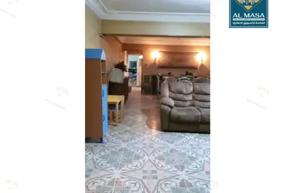 Apartment - 3 Bedrooms - 2 Bathrooms for sale in Nabil Al Wakkad St. - Ard El Golf - Heliopolis - Masr El Gedida - Cairo