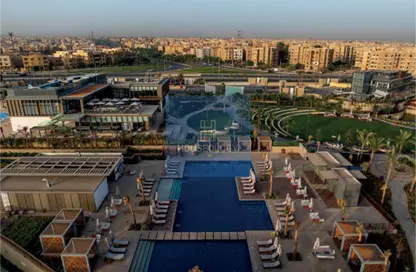 Apartment - 3 Bedrooms - 3 Bathrooms for sale in Swan Lake Residence - 5th Settlement Compounds - The 5th Settlement - New Cairo City - Cairo