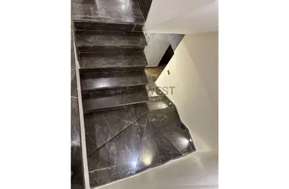 (بنتهاوس  (روف - 3 غرف نوم - 2 حمامات للايجار في ماونتن فيو تشيل اوت بارك - التوسعات الشمالية - مدينة 6 أكتوبر - الجيزة
