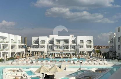 Chalet - 3 Bedrooms - 3 Bathrooms for sale in Azha North - Ras Al Hekma - North Coast