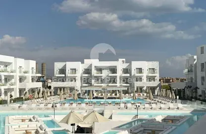 شاليه - 3 غرف نوم - 3 حمامات للبيع في ازها الساحل الشمالي - راس الحكمة - الساحل الشمالي