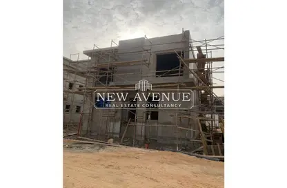 Villa - 3 Bedrooms - 4 Bathrooms for sale in Swan Lake Residence - 5th Settlement Compounds - The 5th Settlement - New Cairo City - Cairo